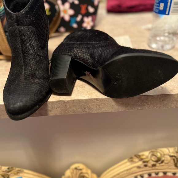 Ugg booties - Picture 4 of 4